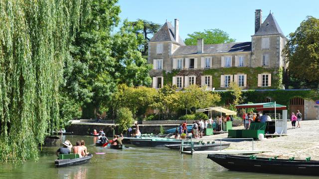 Balade en barque à Arçais