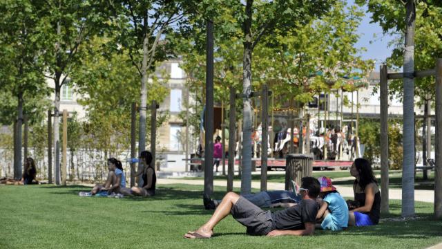 Place de la Brèche à Niort